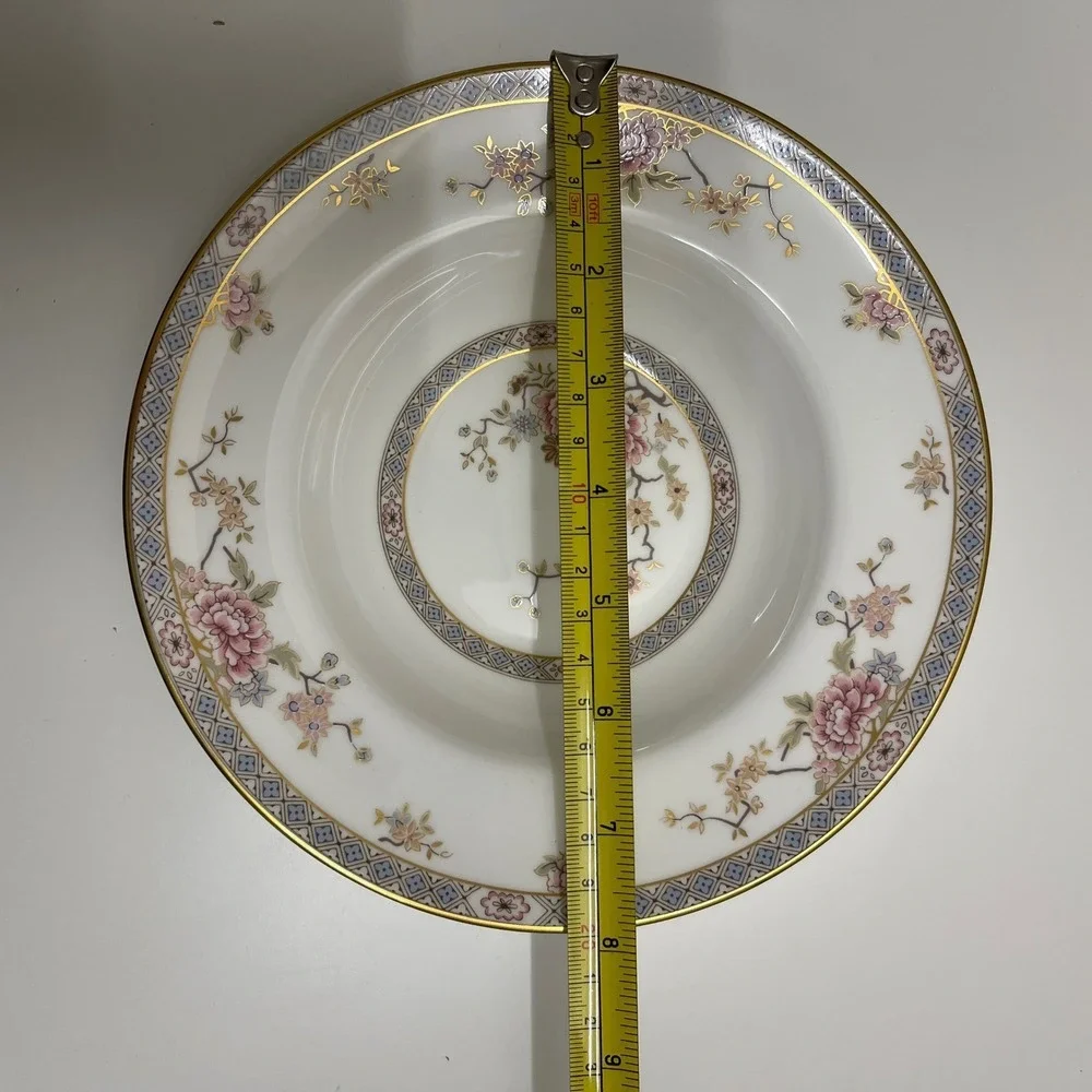Royal Doulton Soup Bowl‎ 8in White Canton H5052 Floral Bone China Gold Rim